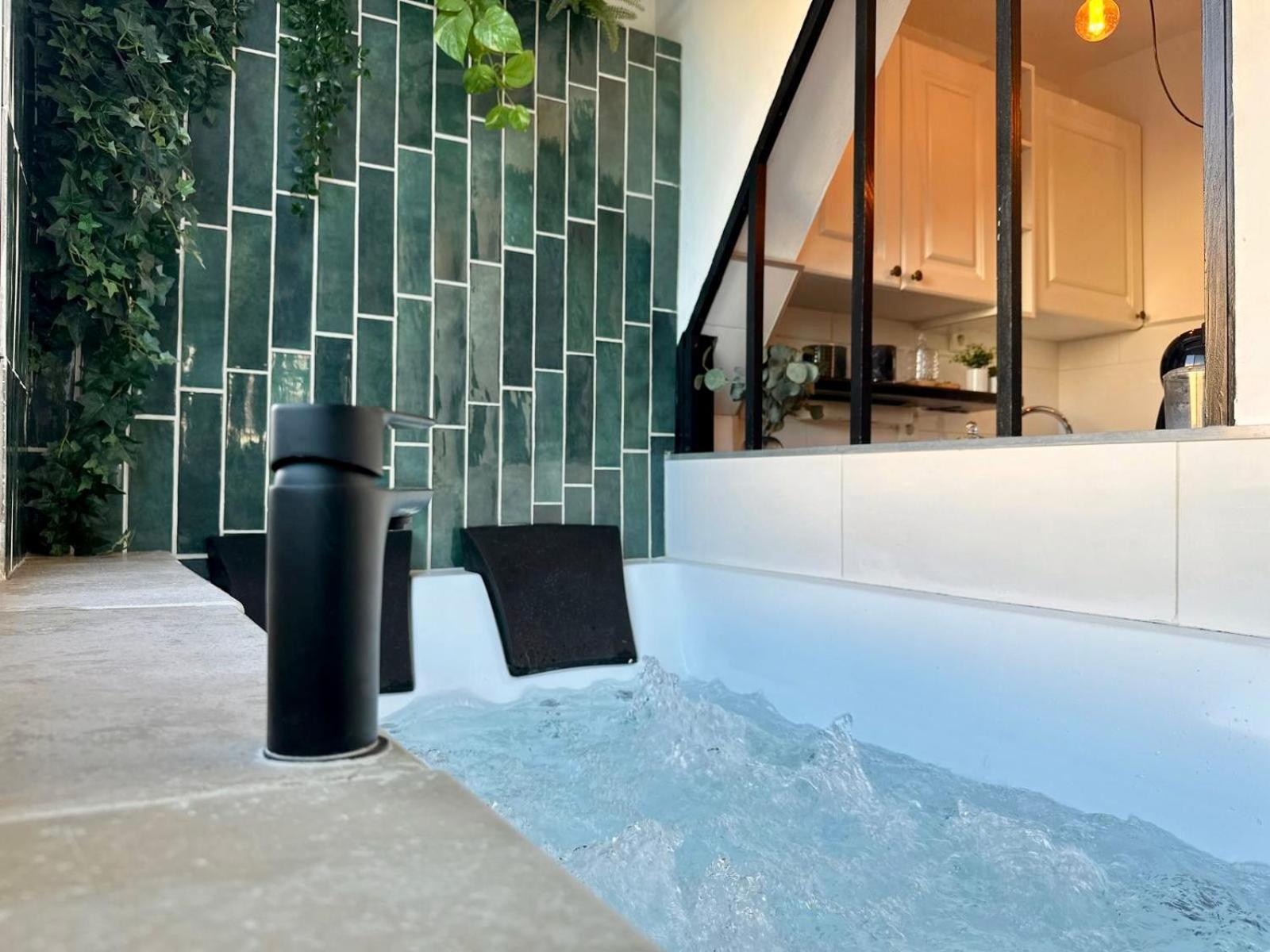 Splendide Loft Jacuzzi Et Cinema - Cap D'Agde公寓 外观 照片